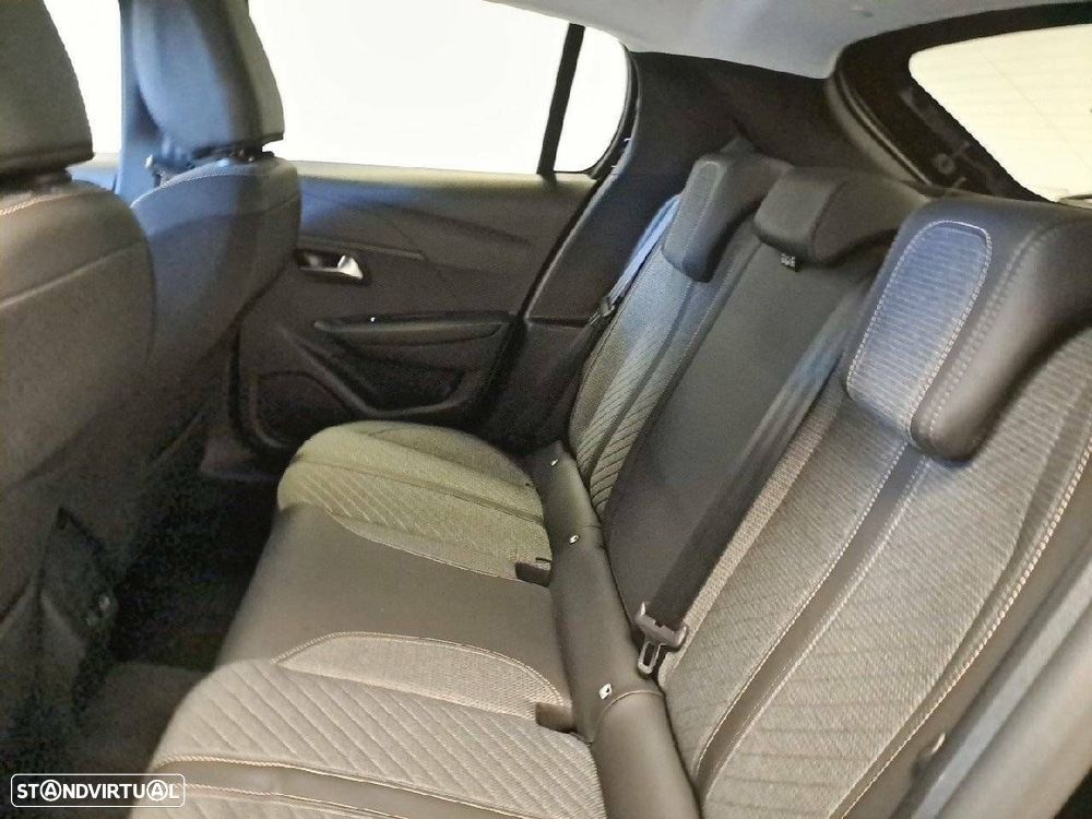 Peugeot 208 1.2 Hybrid Allure e-DCS6 - 10