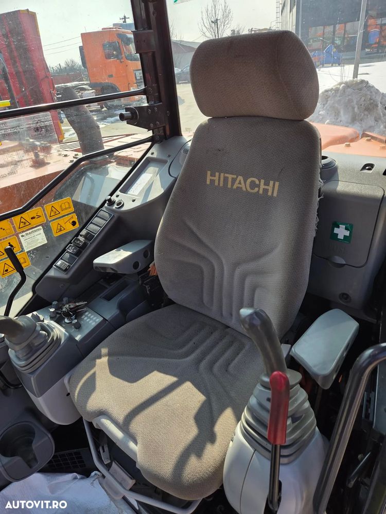 Hitachi ZX85, 2021, 4.054h, LAMA nivilare, CUPLA RAPIDA HIDRAULICA+2 CUPE EXCAVARE NOI+CUPA TALUZ NEINCILNABILA noua, senile pad cauciuc 80% ok, inst picon, Aer cond, camera spate, ridica 4t, revizia facuta, posibilitate leasing 4 ani-PROMOTIE 56.900 EUR+Tva - 4