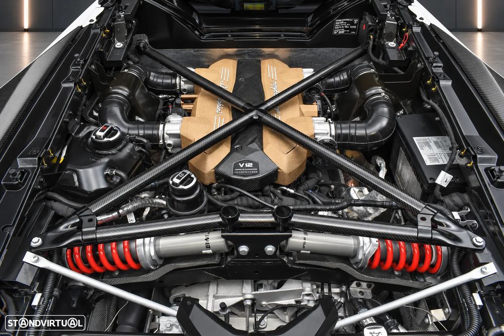 Lamborghini Aventador - 42