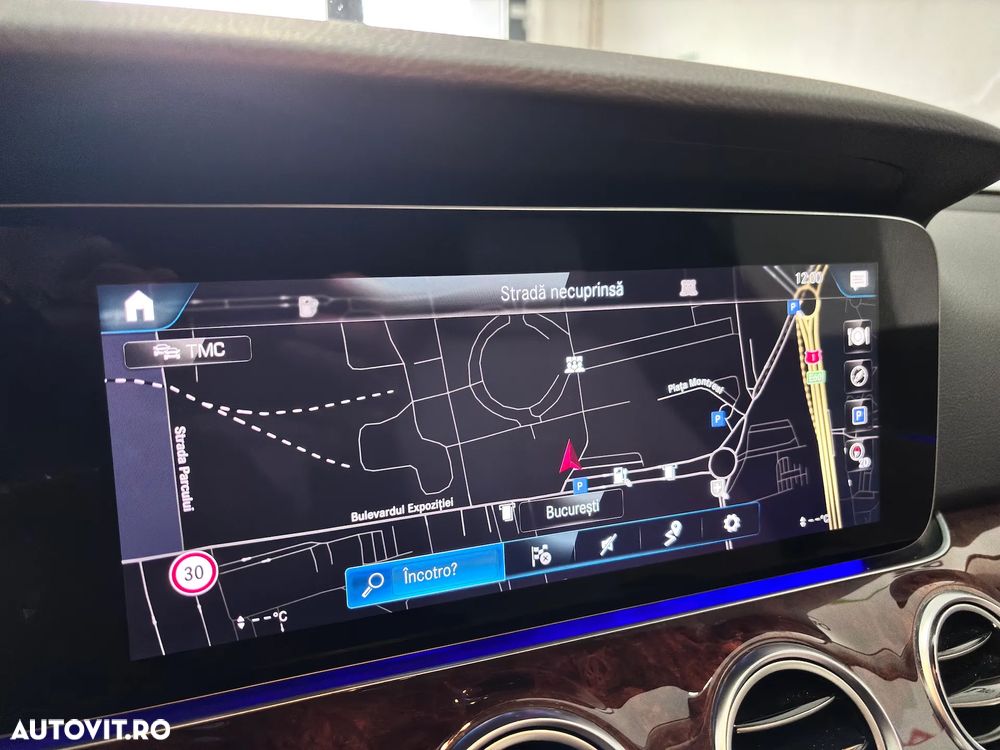 Mercedes-Benz E 300 de 4Matic 9G-TRONIC Avantgarde - 28