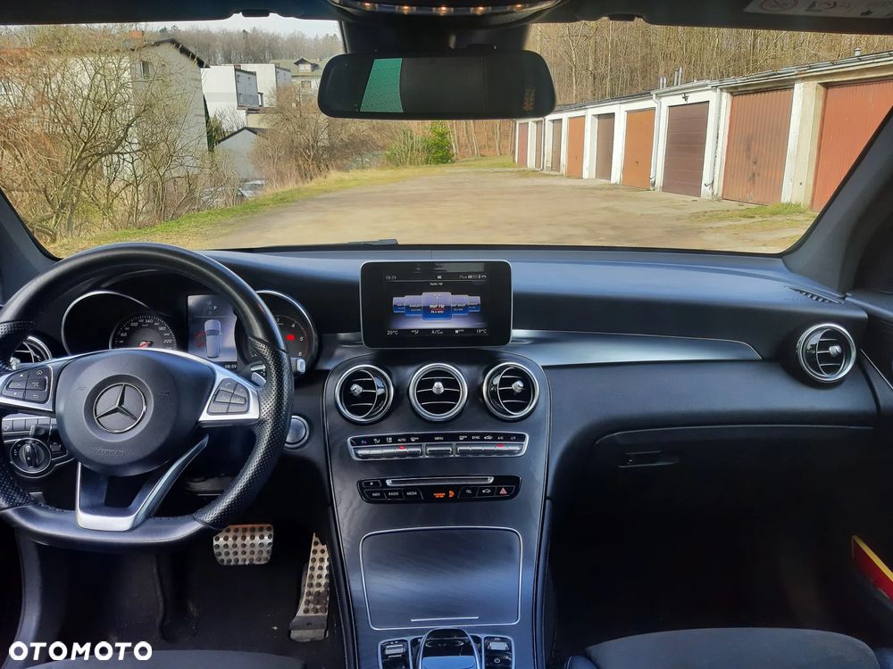 Mercedes-Benz GLC - 7