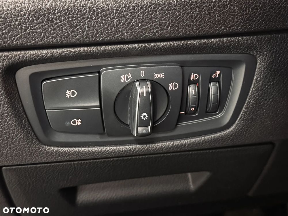 BMW Seria 1 118i - 14