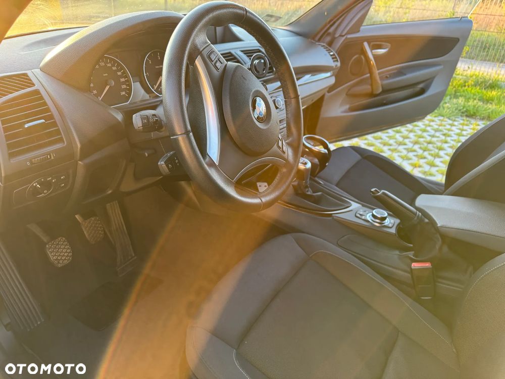 BMW Seria 1 118d DPF - 16