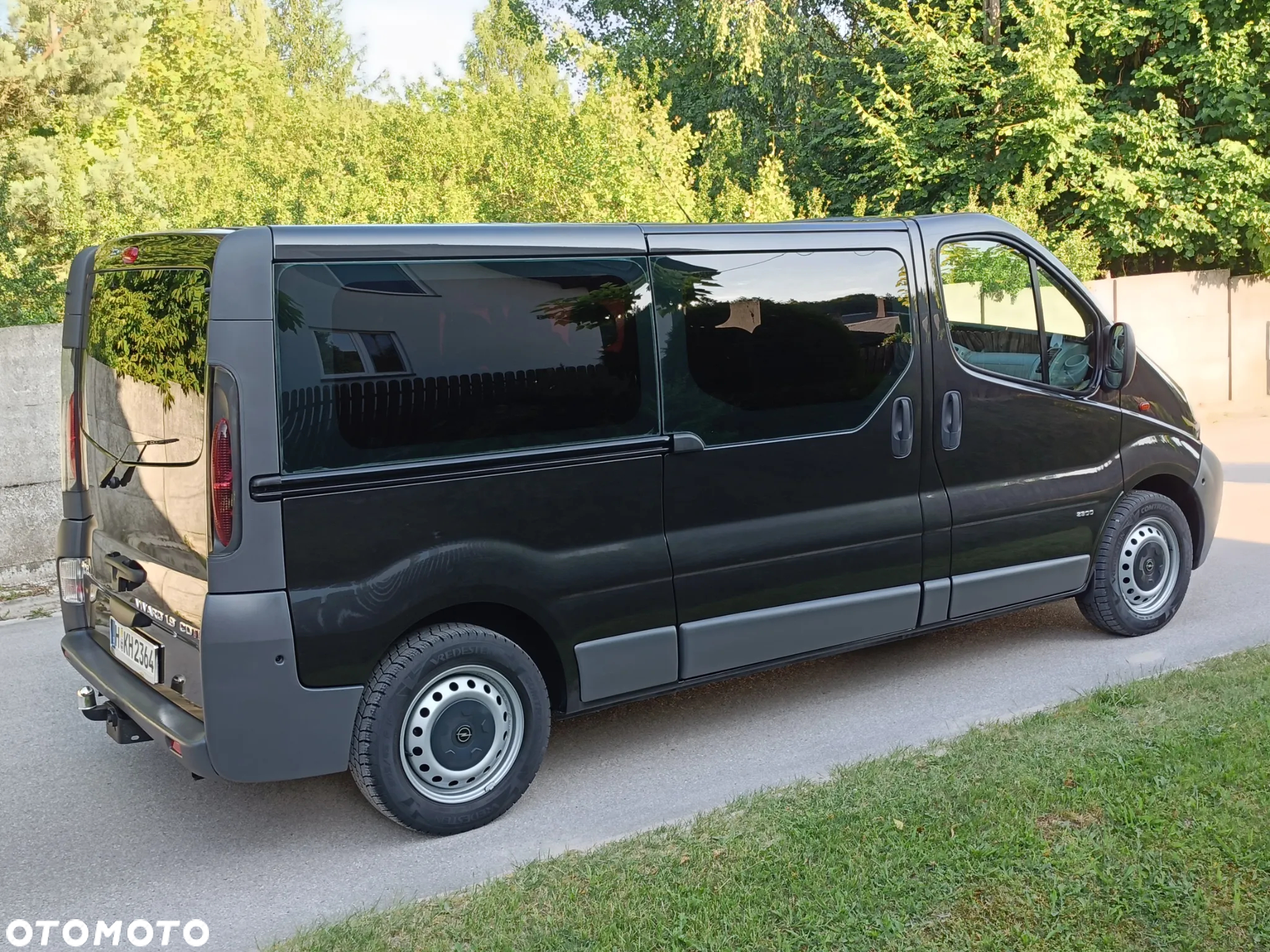 Opel Vivaro L2H1 2.9t - 7