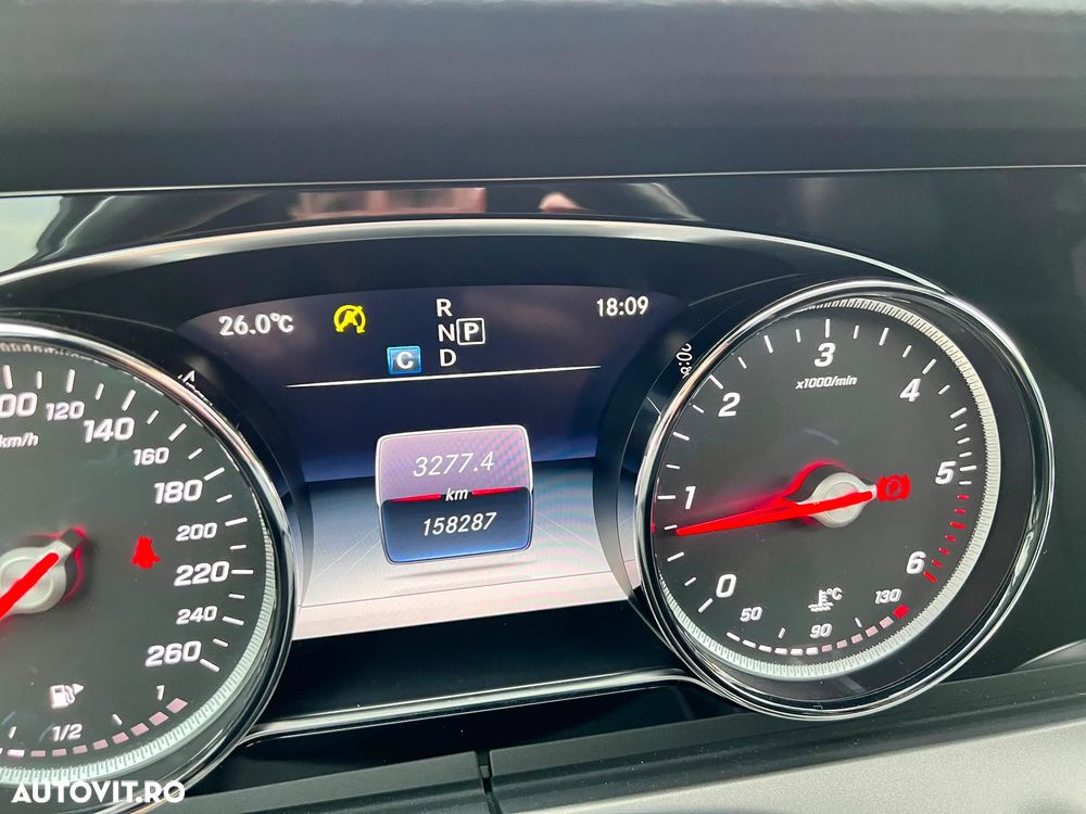 Mercedes-Benz E - 19