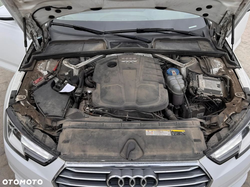 Audi A4 Limousine 2.0 TDI Design S tronic - 24