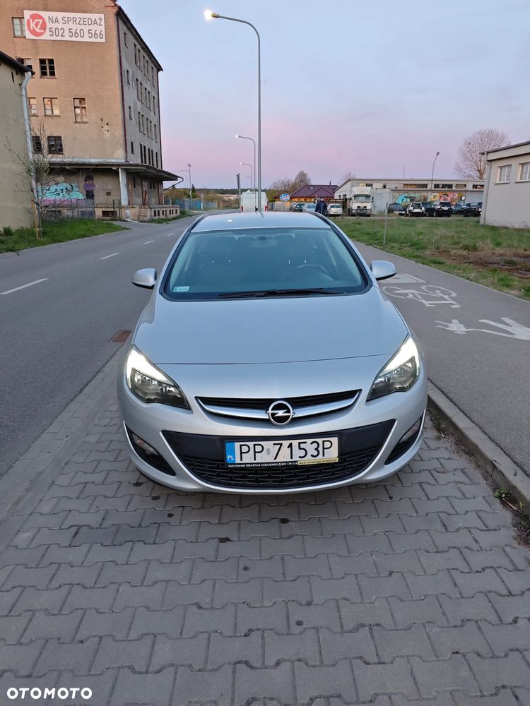 Opel Astra 1.6 CDTI DPF ecoFLEX TourerStart/Stop Style - 1