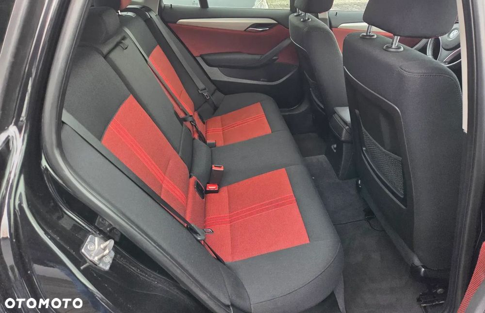 BMW X1 xDrive20d - 13