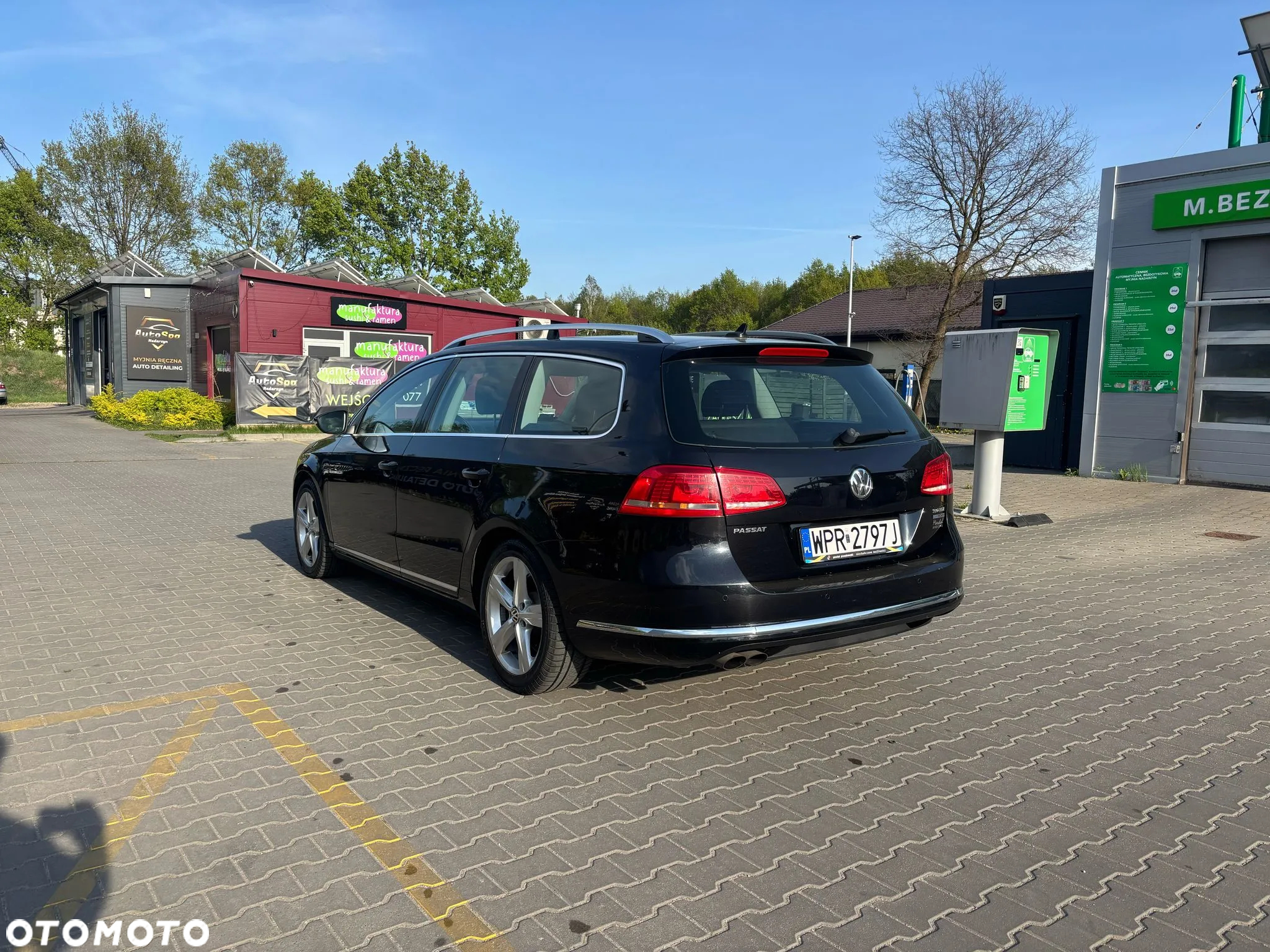 Volkswagen Passat Variant 2.0 Blue TDI SCR Highline - 4