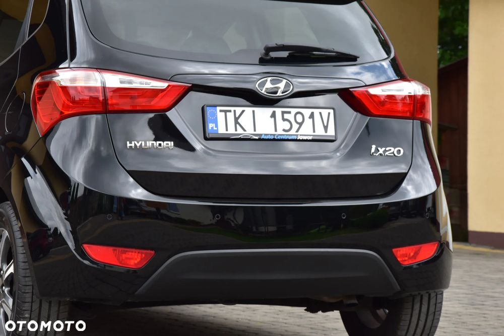 Hyundai ix20 1.4 blue YES Silver - 12