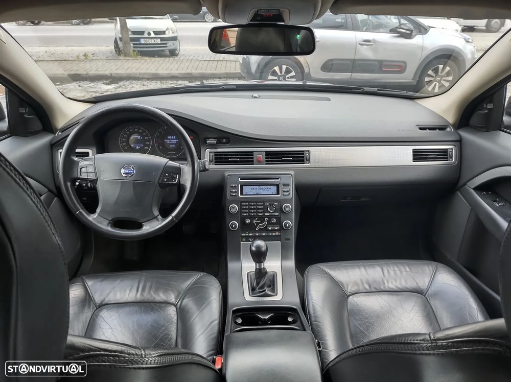 Volvo XC 70 D5 Momentum - 19