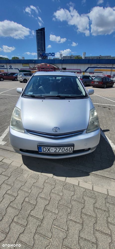 Toyota Prius 1.5 VVT-i Sol - 1