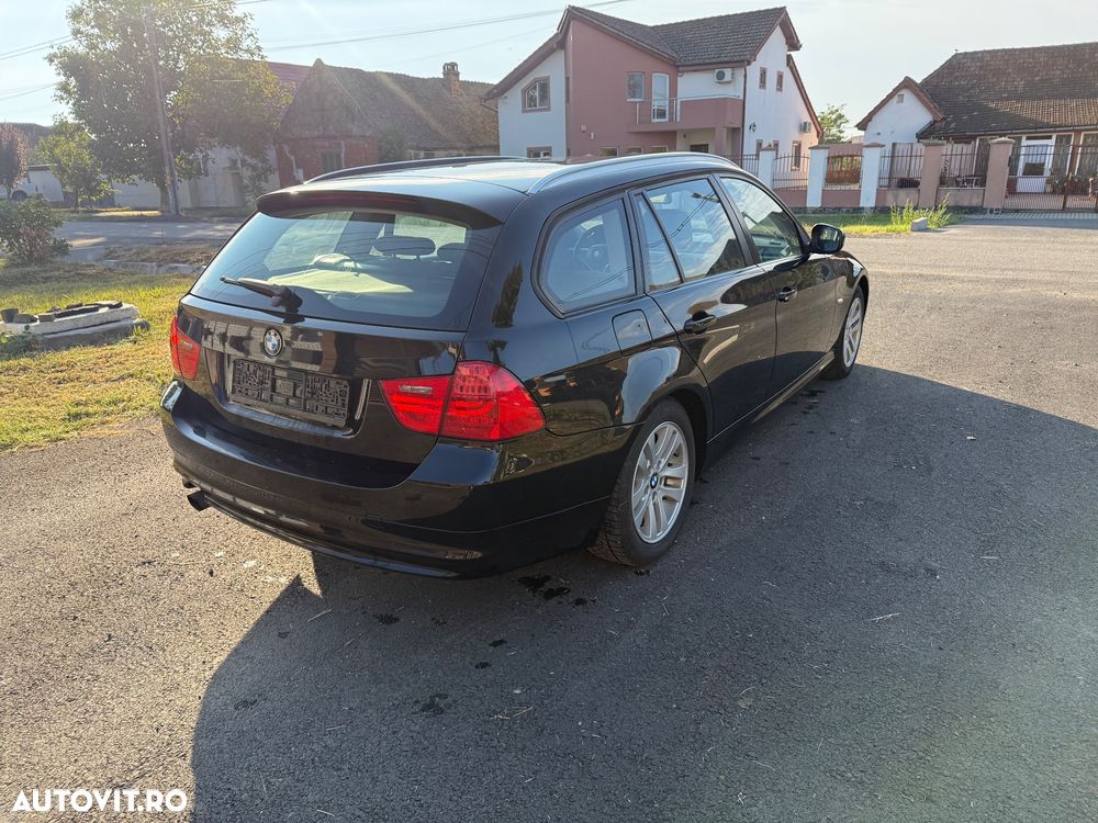 BMW Seria 3 316d Touring - 3