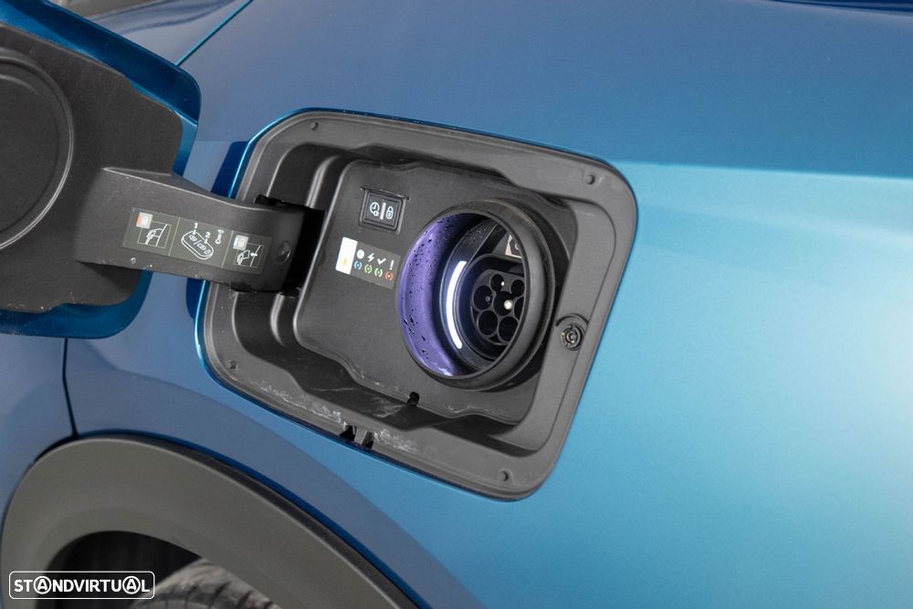 Peugeot 408 1.6 Hybrid GT e-EAT8 - 18