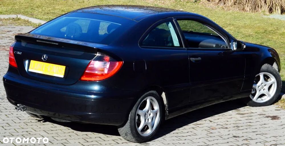 Mercedes-Benz Klasa C 180 - 12