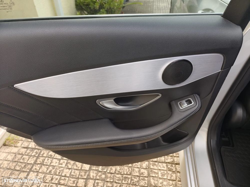 Mercedes-Benz C 220 d Station 9G-TRONIC AMG Line - 23