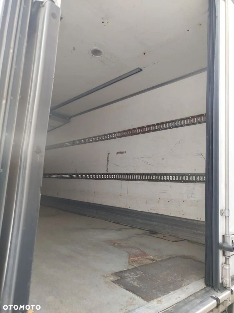 ZABUDOWA KONTENER PAKA SKRZYNIA ŁADUNKOWA CHŁODNIA IZOTERMA MAGAZYN GARAŻ AGREGAT - 5