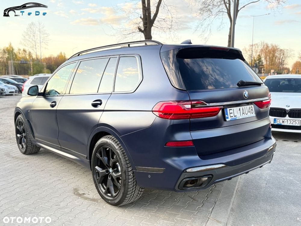 BMW X7 M50i sport - 13