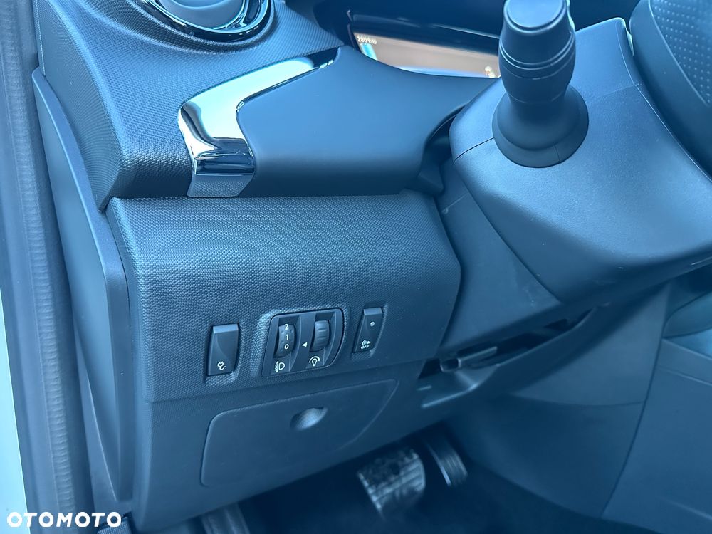 Renault Zoe - 23