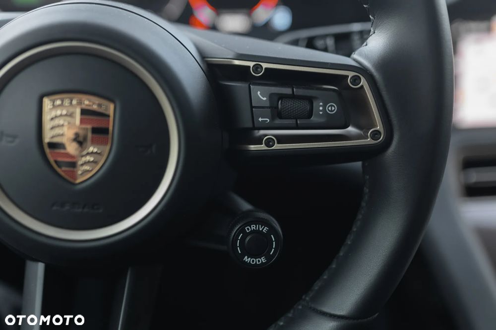 Porsche Taycan 105kWh 4S Performance Plus - 21