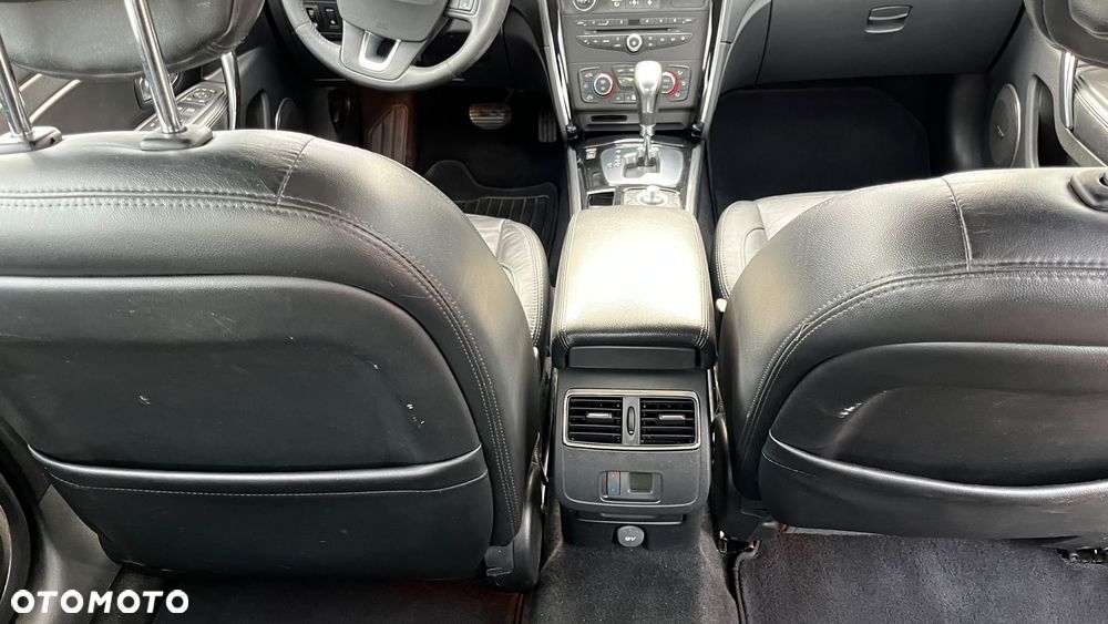 Renault Latitude - 6