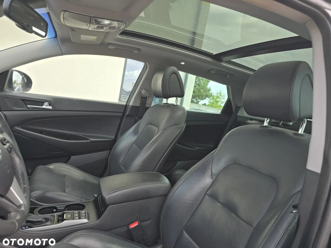 Hyundai Tucson blue 1.7 CRDi 2WD DCT Premium - 16