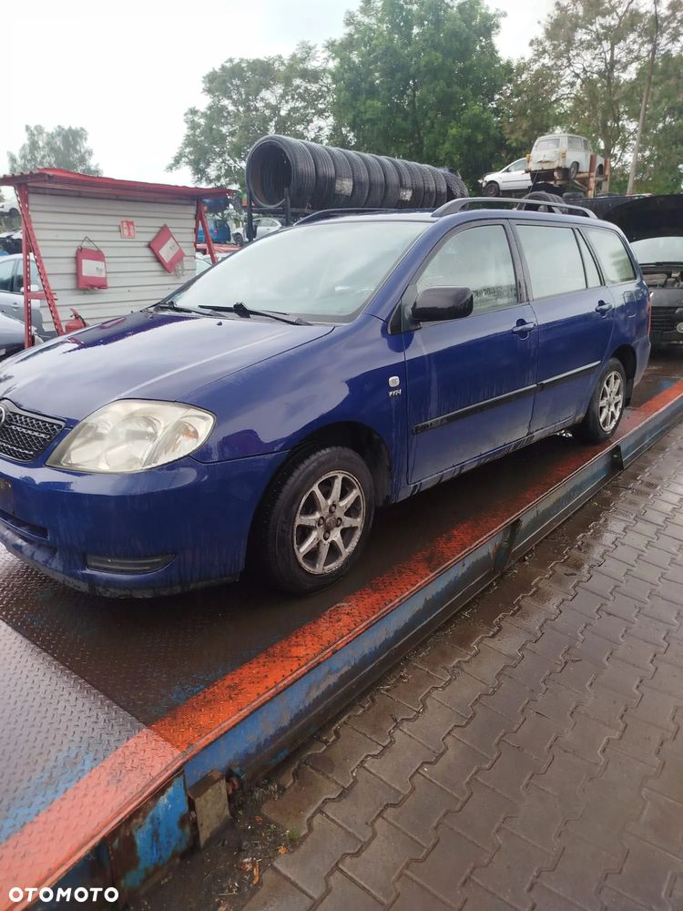 Toyota Corolla na części. - 2