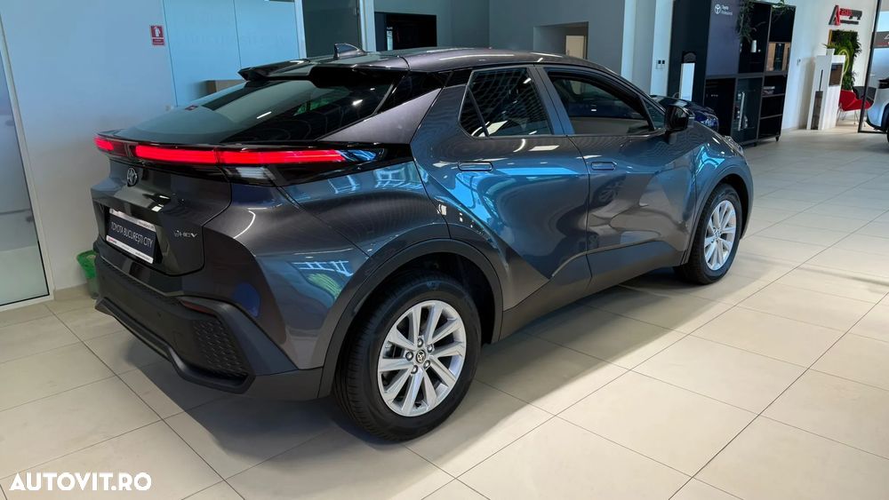 Toyota C-HR - 5