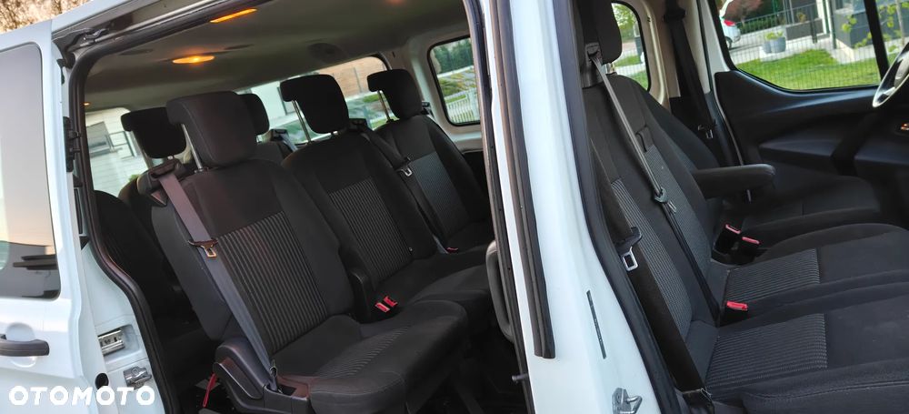 Ford Transit Custom 310 L2H1 Limited - 29
