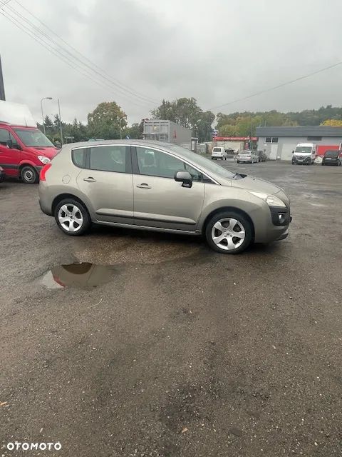 Peugeot 3008 1.6 Premium+ - 2
