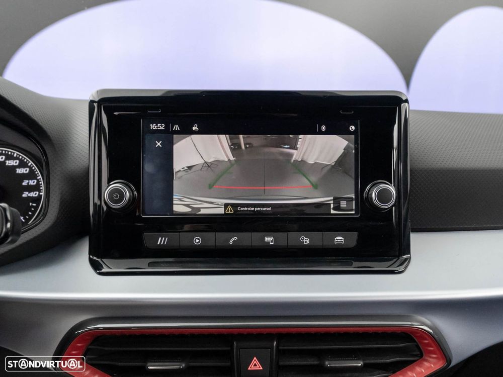 SEAT Arona 1.0 TSI FR - 25