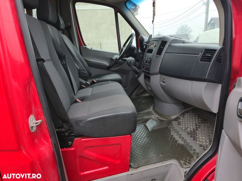 Mercedes-Benz Sprinter - 6
