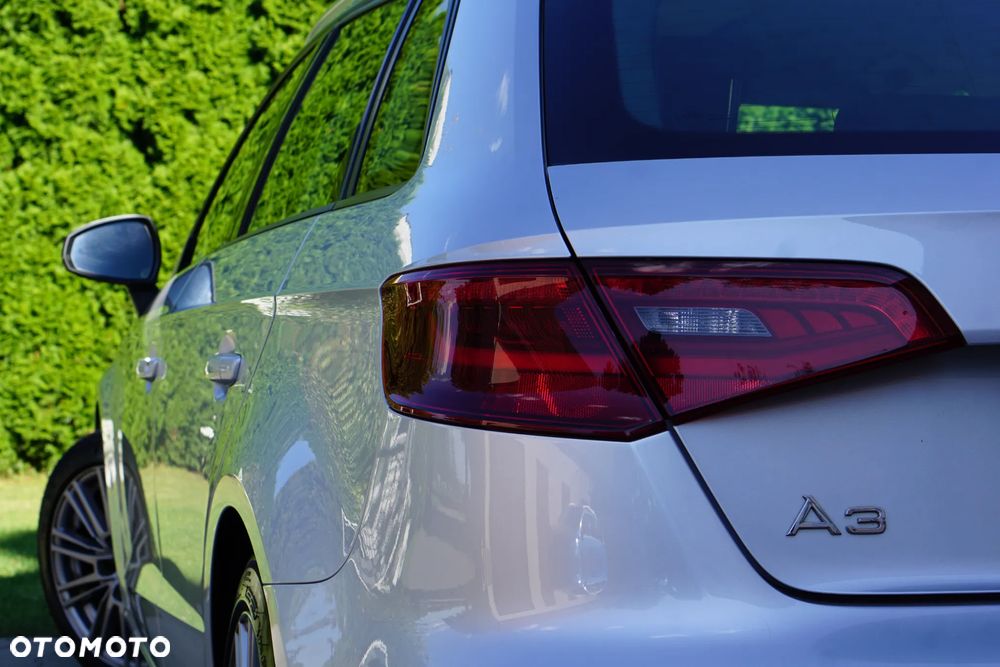 Audi A3 Sportback 2.0 TDI S tronic - 38