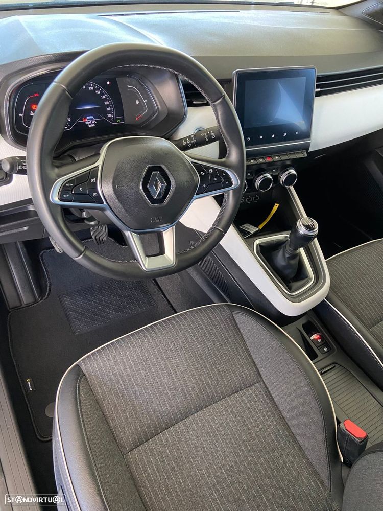 Renault Clio 1.0 TCe Techno Bi-Fuel - 7