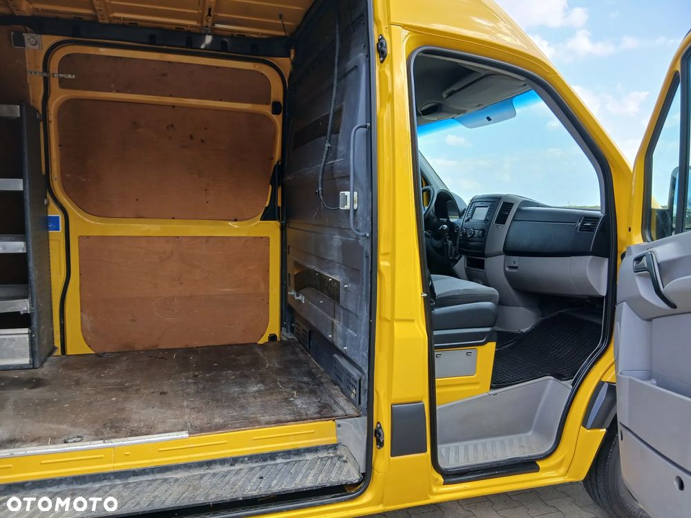 Volkswagen CRAFTER - 11
