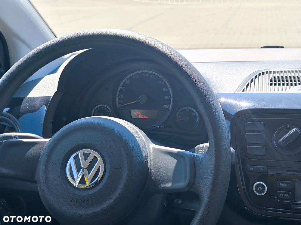 Volkswagen up! 1.0 move - 7