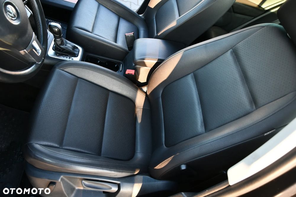 Volkswagen Tiguan - 23