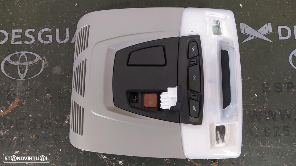 LUZ INTERIOR BMW SERIE X1 F48 - 1