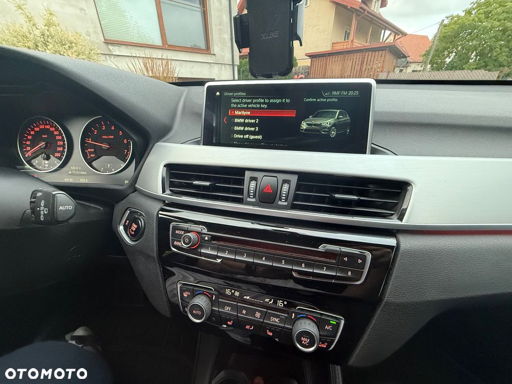 BMW X1 xDrive25i GPF Advantage - 22
