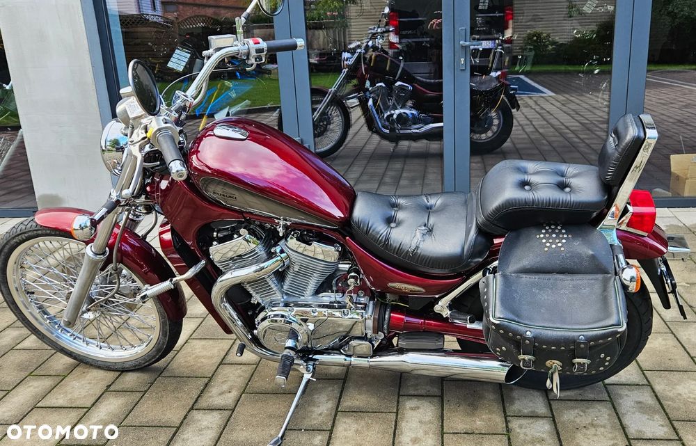 Suzuki Intruder - 5