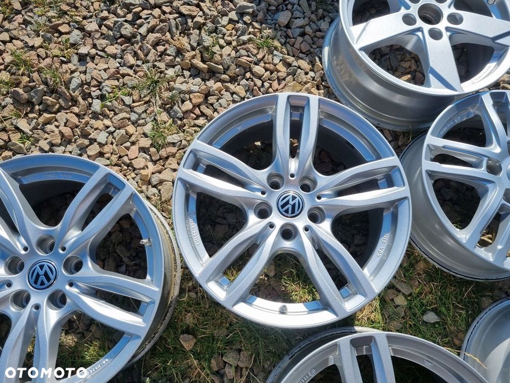 VW PASSAT,TIGUAN,SEAT LEON,AUDI A4,SKODA Octavia ALU 7,5X17 ET27 bdb stan - 5