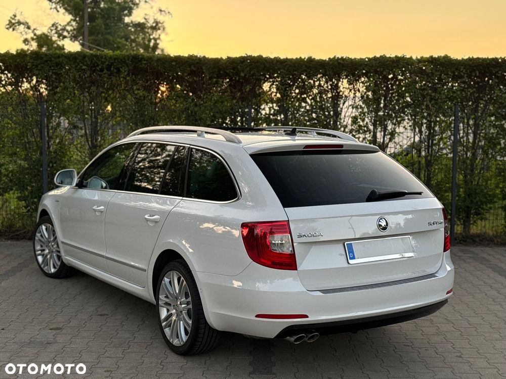 Skoda Superb 2.0 TDI DSG L&K - 17