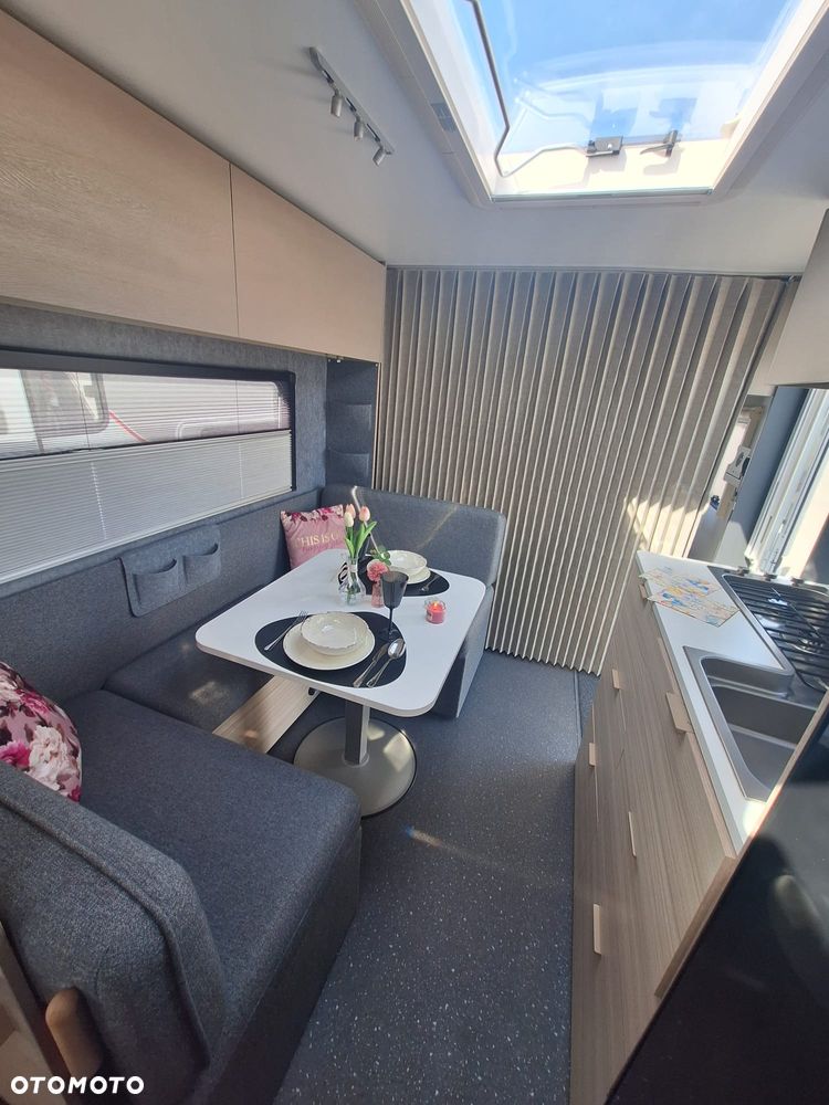 Adria Altea 552 PK 60Y - 25