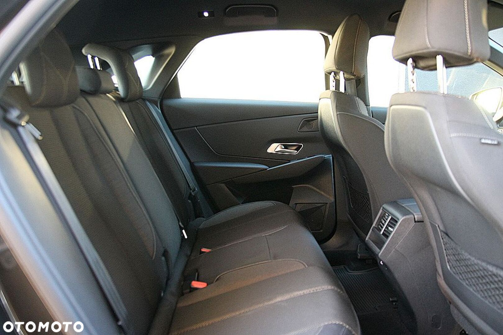 DS Automobiles DS 7 Crossback - 25