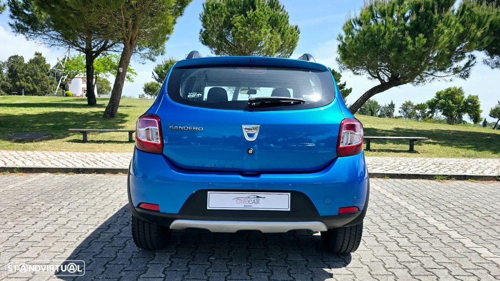 Dacia Sandero 0.9 TCe Stepway - 11
