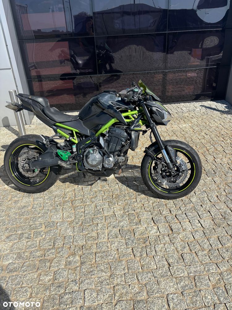 Kawasaki Z 900 - 3