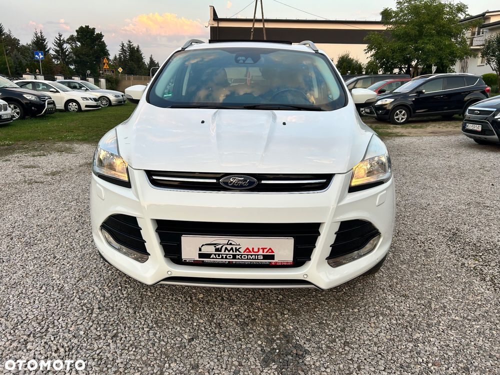 Ford Kuga 2.0 TDCi 2x4 Titanium - 2