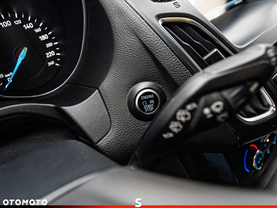 Ford Focus - 16
