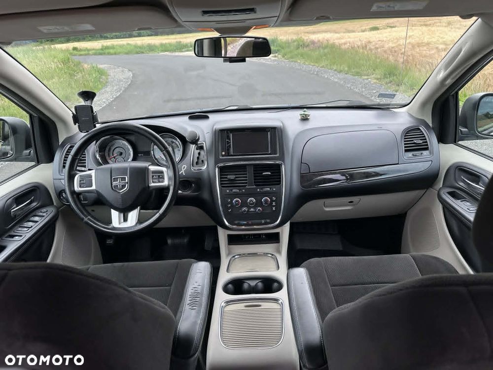 Dodge Grand Caravan 3.6 Express - 28