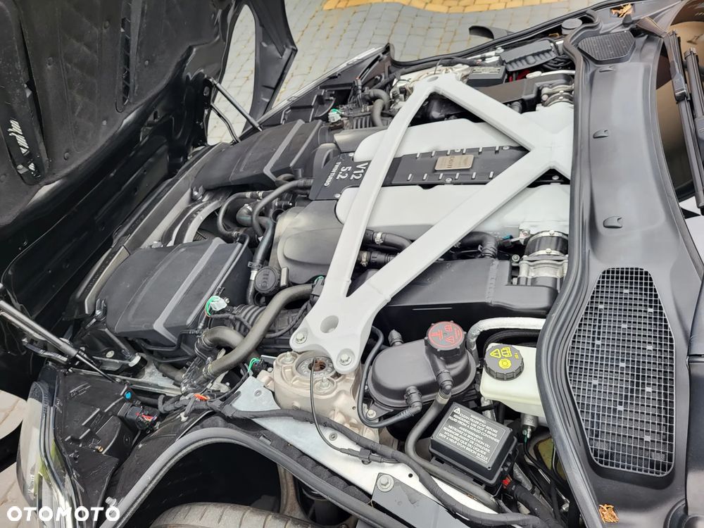 Aston Martin DB11 Launch Edition - 30